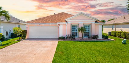 401 SW Lake Forest Way, Port Saint Lucie