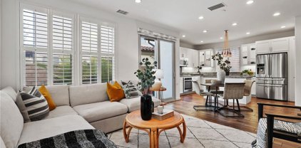 57 Clover, Lake Forest
