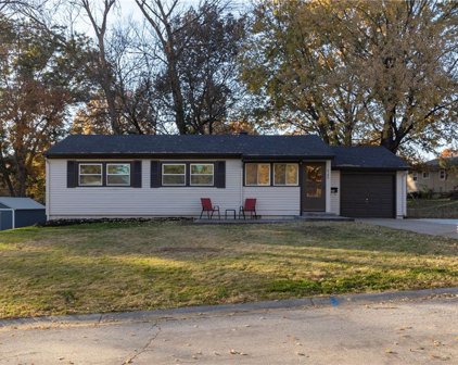 6104 N forest Avenue, Gladstone