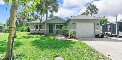 2451 Sw 43rd Ter, Fort Lauderdale