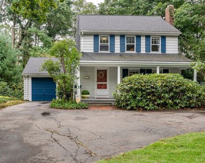 814 Worcester Street, Wellesley