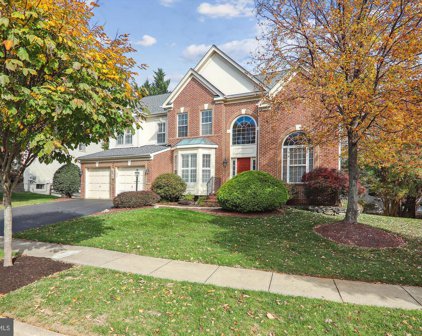 10217 Sweetwood Ave, Rockville