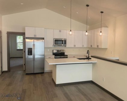 41 NORTH SHORE Drive Unit 2, Belgrade