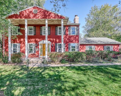 8 Wild Rose Ln, Mechanicsburg