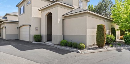 368 Columbia Point Dr, Richland