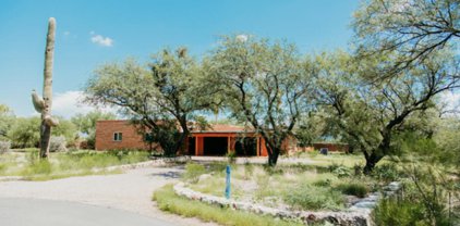 180 W Calle Lecho, Green Valley