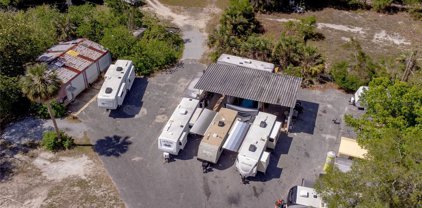 271 Taylor Road W, Deland