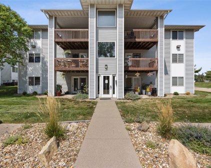 120 Shannon Dr Unit 4, North Liberty