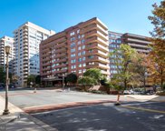 4550 N Park Ave Unit #912, Chevy Chase image