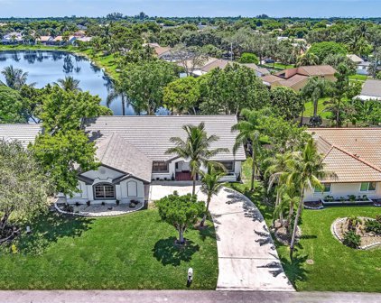 6310 Olde Moat Way, Davie