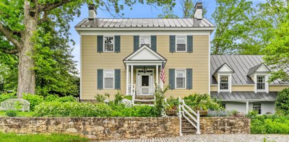 4733 Sperryville Pike, Woodville