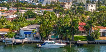 855 Stillwater Dr, Miami Beach