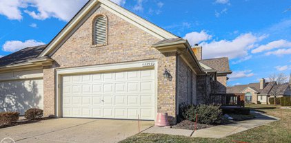 43298 Chianti, Sterling Heights
