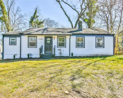 2190 Penrose Drive, East Point