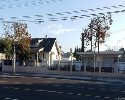 1614 W Edinger Avenue, Santa Ana