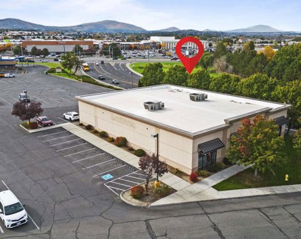 7415 W Canal Dr, Kennewick