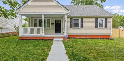 326 S 20th Avenue, Hopewell