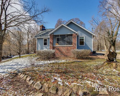 157 Cummings Avenue SW, Grand Rapids