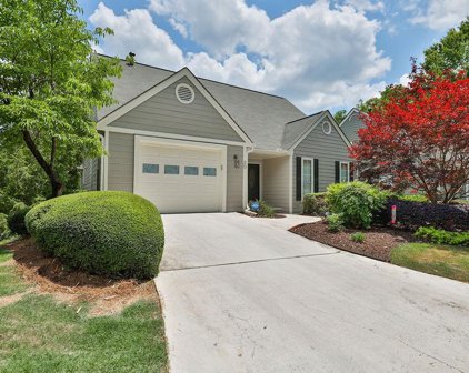 20 Mill Pond Road, Roswell