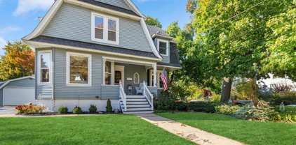174 S Lake Street, Grayslake
