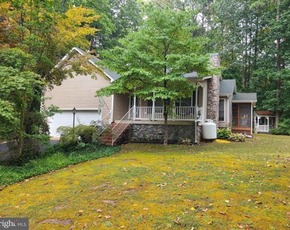 427 Lake Caroline Dr, Ruther Glen