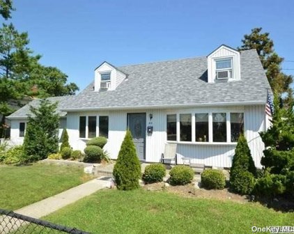 63 Van Buren Street, Baldwin