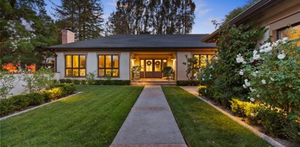 10 Percheron PL, Hillsborough