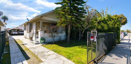 1136 W 87th St, Los Angeles