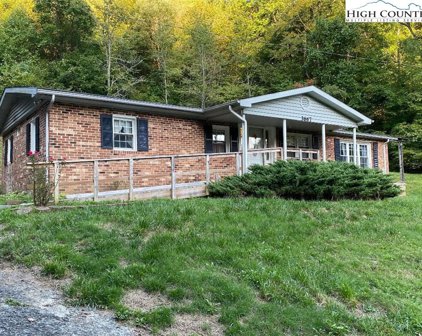 3667 Three Top Road, Creston