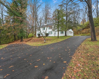 1437 Spackman Ln, West Chester