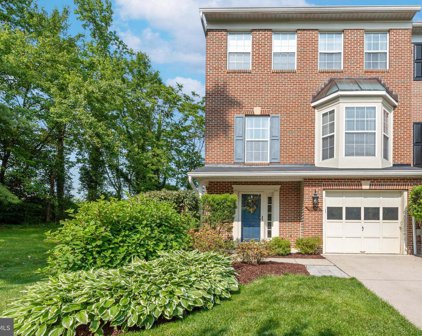 3210 Escapade Cir, Riva