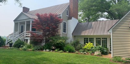 7452 Dyers Mill Ln, Scottsville