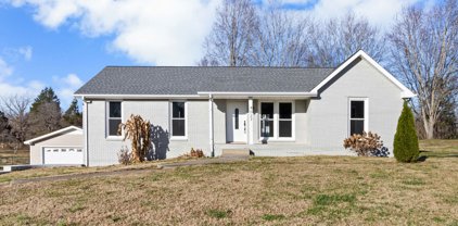 4027 Apple Rd, Clarksville