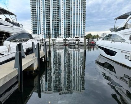 17211 Biscayne Blvd Bs-26, North Miami Beach