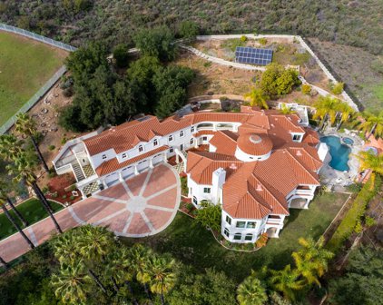 5679  White Cloud Cir, Westlake Village