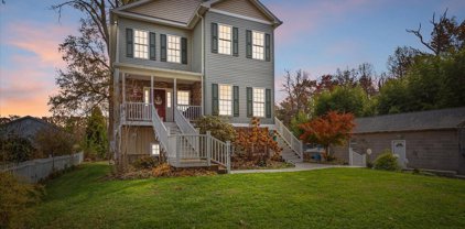 6884 Leslie Rd, Middle River