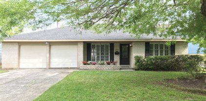 4506 Mimosa Drive, Bellaire