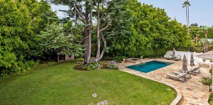 101 N Woodburn Dr, Los Angeles