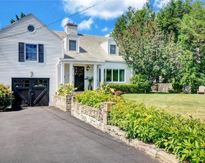 44 Ridge Street, Eastchester