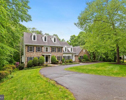 6616 Stonecrest Ln, Fairfax Station