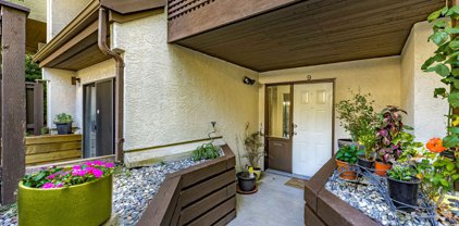 385 Ginger Drive Unit 9, New Westminster