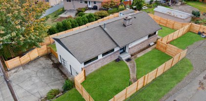 20352 Fremont Avenue N, Edmonds