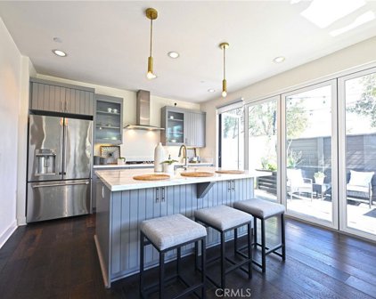 301 Shadow Bay Drive, Costa Mesa