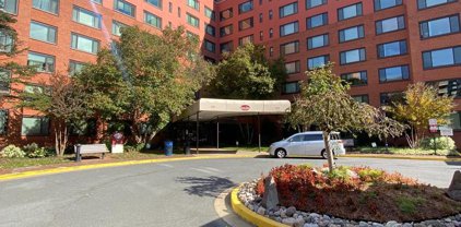 1021 Arlington Blvd Unit #732, Arlington