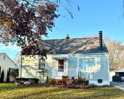 928 W 3RD, Rochester