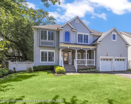 8 Spaulding Place, Monmouth Beach