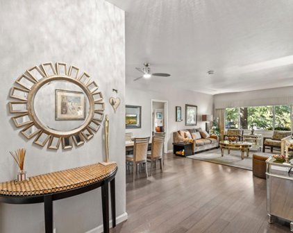 2140 Santa Cruz Avenue Unit A103, Menlo Park