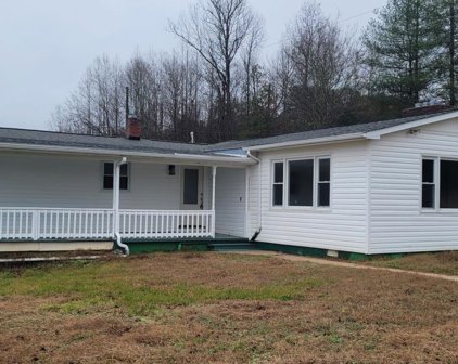 112 Lawson Lane, Gaffney