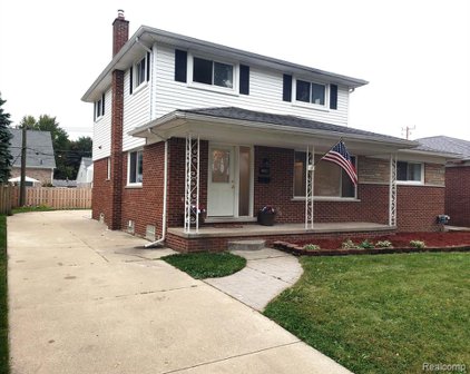 23008 NEWBERRY, St. Clair Shores