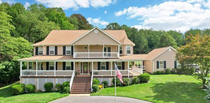 845 Jessica Lee Dr, Westminster